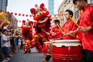 Câu chuyện thú vị về múa lân